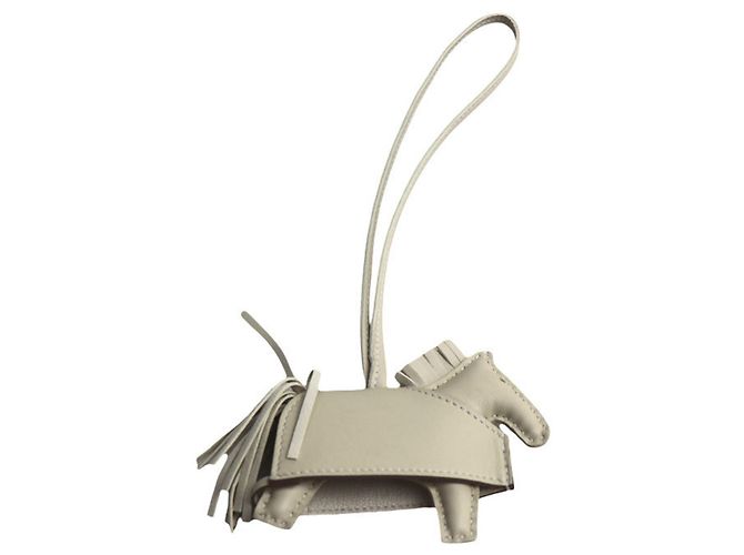 Hermès Hermes Agneau Milo x Swift Rodeo Robeo Lock PM Charm Argento - vista 2
