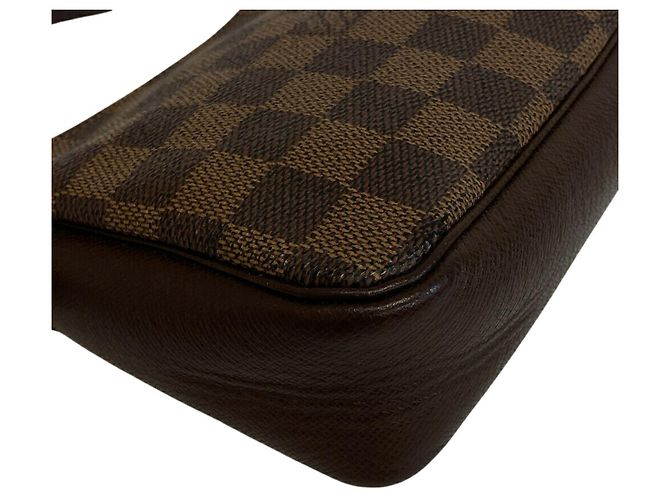 Louis Vuitton N51982 Trousse Makeup Damier Pouch Marrone - vista 4