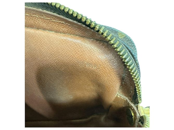 Louis Vuitton M51827 Marly Dragonne PM Pouch Clutch Bag Marrone - vista 10