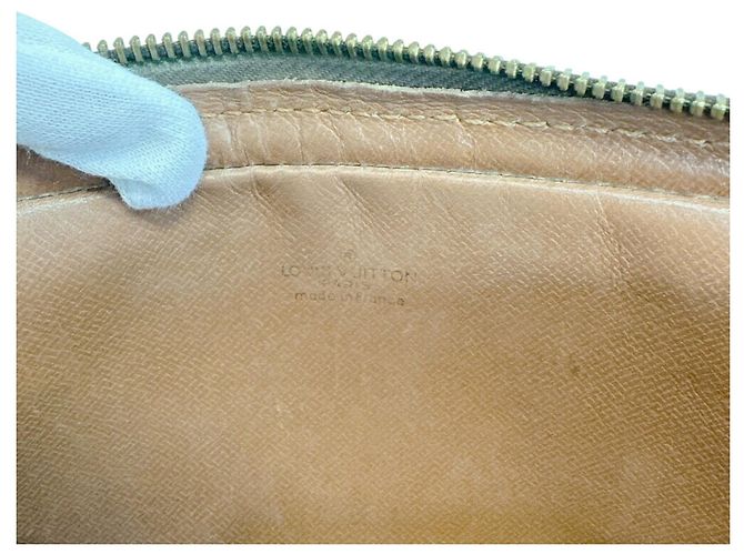 Louis Vuitton M51827 Marly Dragonne PM Pouch Clutch Bag Marrone - vista 9
