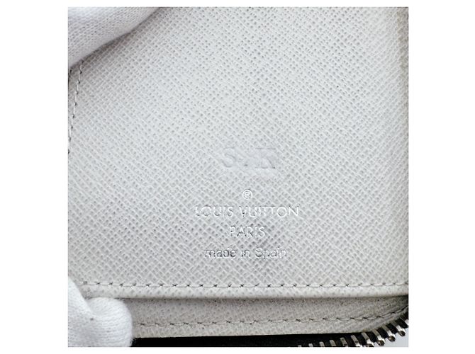 Louis Vuitton Taigarama Langbörse Beige - Ansicht 10