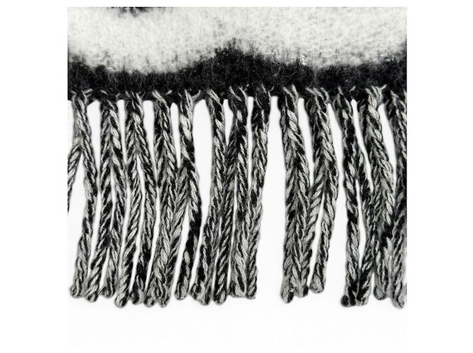 Estola de cashmere e seda com franjas Chanel Preto Branco - vista 5