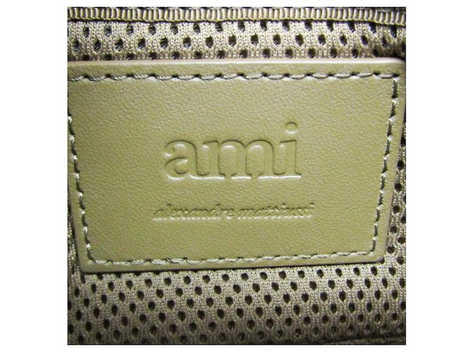 Borsa Ami Paris Marcel Lunchbox Bag Marrone - vista 16