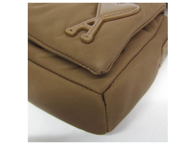 Borsa Ami Paris Marcel Lunchbox Bag Marrone - vista 6