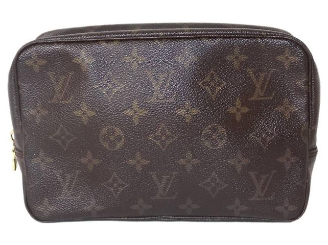 Louis Vuitton Trousse Toilette 23 Pouch Marrone - vista 2
