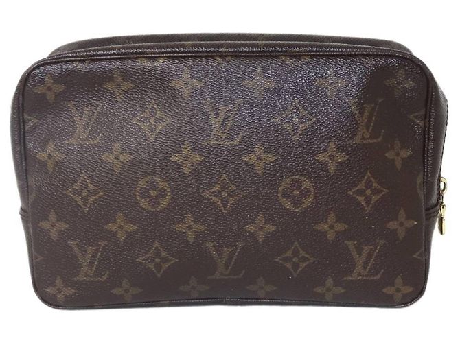 Louis Vuitton Trousse Toilette 23 Pouch Marrone - vista 3
