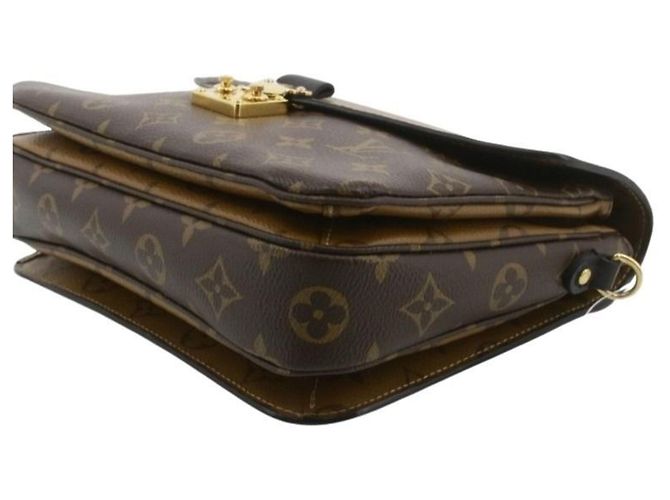 Borsa Louis Vuitton Pochette Metis MM Marrone - vista 6