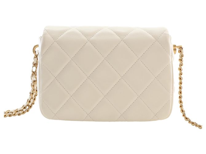 Chanel White Mini Quilted Lambskin Pearl My Perfect Single Flap Bianco - vista 2