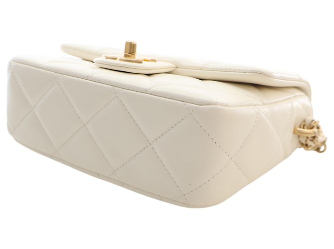Chanel White Mini Quilted Lambskin Pearl My Perfect Single Flap Bianco - vista 6