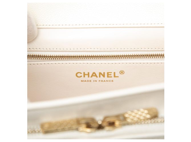 Chanel White Medium Quilted Caviar Business Affinity Top Handle Flap Bianco - vista 5