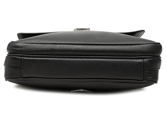 Bolsa Messenger Prada em couro Saffiano preto com fivela - vista 3