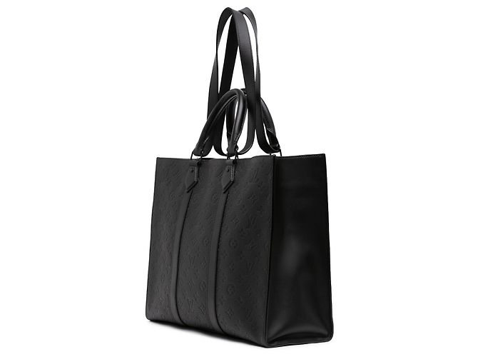 Louis Vuitton Black Monogram Taurillon Sac Plat 24H Nero - vista 2