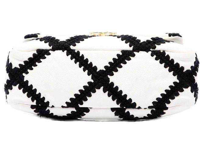 Chanel White Medium Crochet Calfskin 19 Flap Bianco - vista 3
