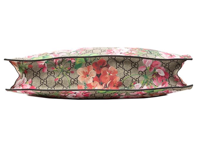 Gucci Beige GG Supreme Blooms Convertible Tote - view 3