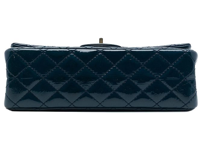 Chanel Blue Quilted Patent Reissue 2.55 Double Flap 225 Blu navy - vista 3