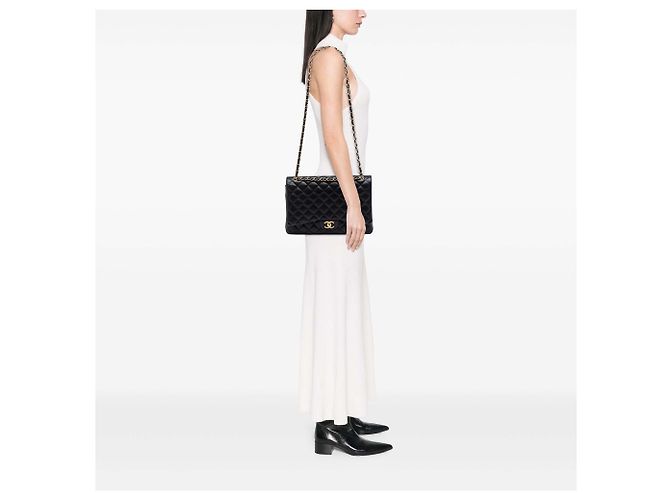 Chanel Black Maxi Classic Lambskin Double Flap Nero - vista 6