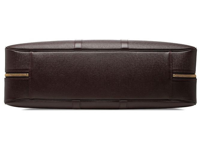 Louis Vuitton Red Taiga Helanga 1 Poche Rosso Bordò - vista 3