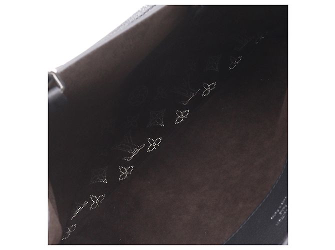 Borsa Louis Vuitton Black Monogram Mahina Bella Tote Nero - vista 4