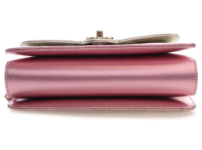 Chanel Rosa Large Quilted Gradient Metallic Lambskin Like A Wallet Flap - vista 3