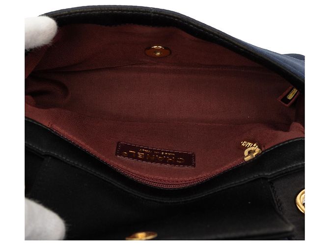 Chanel Blue Small Bicolor Quilted Grosgrain Satin Small Mademoiselle Double Flap - vista 4