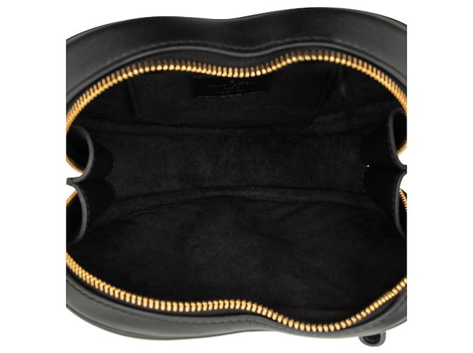 Louis Vuitton New Wave Heart Crossbody in pelle nera Nero - vista 4
