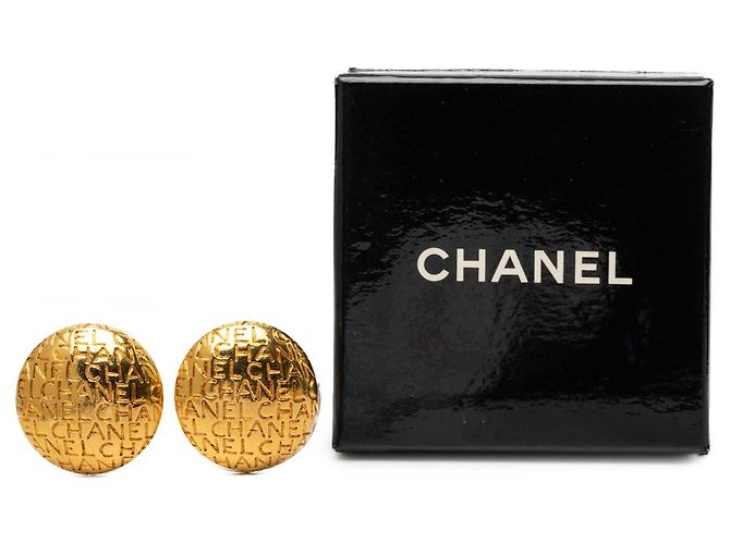 Orecchini a clip Chanel Gold placcati oro con logo inciso D'oro - vista 5