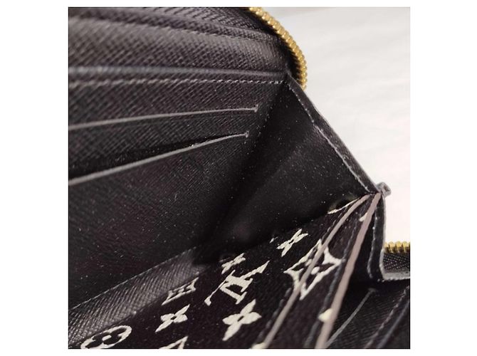 Monedero Zippy Monogram Louis Vuitton Castaño - vista 9
