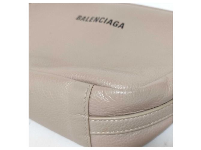 Borsa a tracolla Balenciaga Everyday Beige - vista 5
