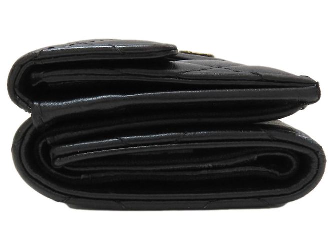 Cartera compacta Chanel Matelassé Negro - vista 3
