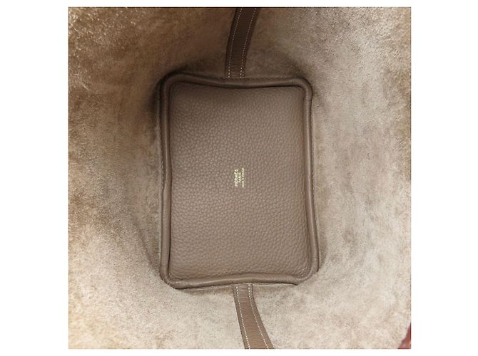 Hermès Borsa Hermes Picotin Lock PM Taupe - vista 5
