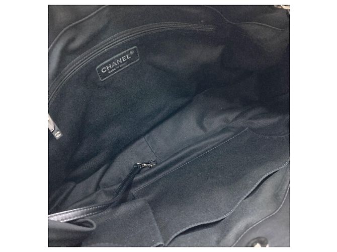 Borsa Tote Chanel Matelassé Coco Mark Chain Nero - vista 5