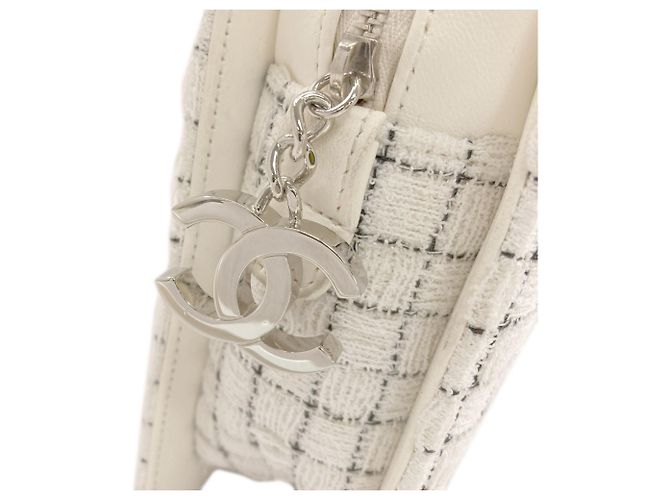 Borsa Shopping Chanel in Tweed Nero Bianco - vista 13