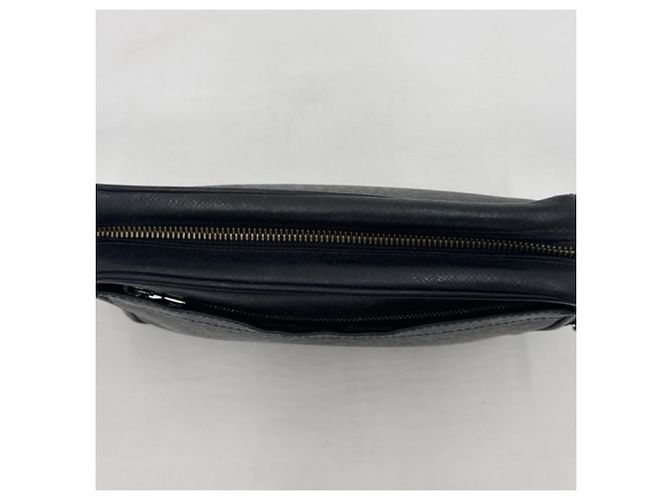 Borsa a Pochette Louis Vuitton Kalga M30812 Nero Grigio - vista 6