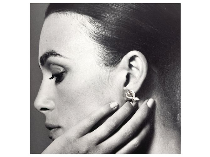 Tiffany & Co Orecchini Tiffany Loving Heart Paloma Picasso Argento - vista 5