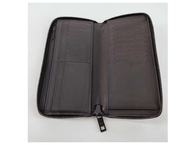 Louis Vuitton Long Wallet Aerogram Zippy Vertical Black - view 7