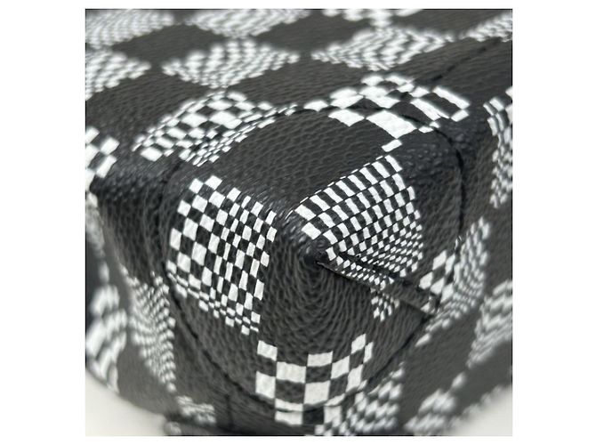 Borsa a tracolla Louis Vuitton Steamer XS Nero Bianco - vista 4