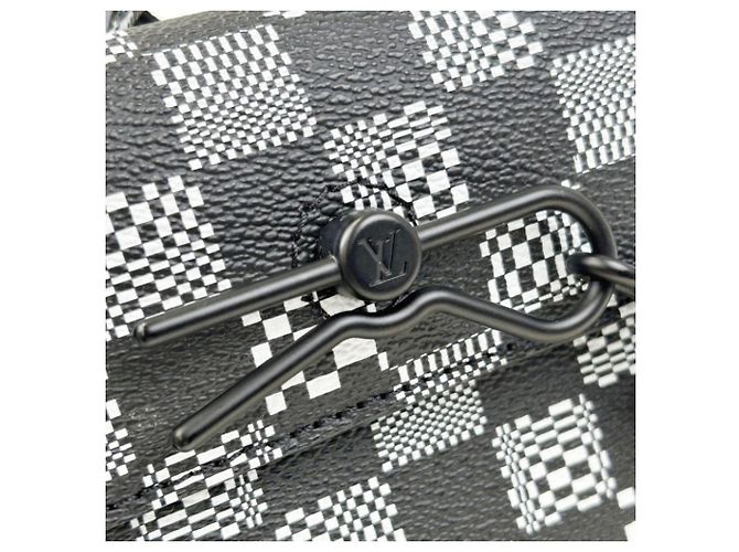 Borsa a tracolla Louis Vuitton Steamer XS Nero Bianco - vista 9