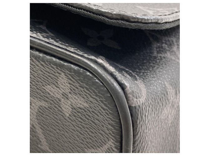 Borsa a tracolla Louis Vuitton District PM Monogramma - vista 15