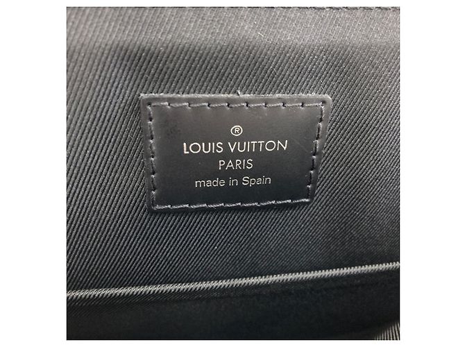 Borsa a tracolla Louis Vuitton District PM Monogramma - vista 6
