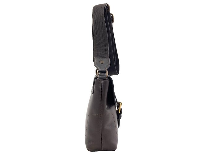 Louis Vuitton M92995 Utah Series Yuma Shoulder Bag Marron foncé - vue 3