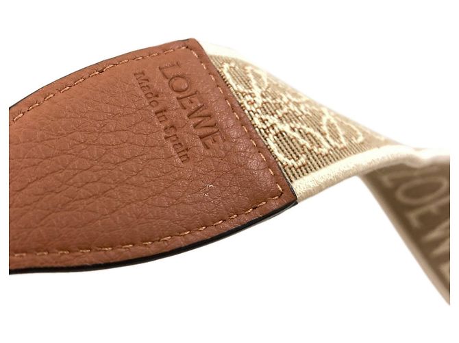 Loewe Hammock Compact 2-Way Handtasche Braun - Ansicht 14