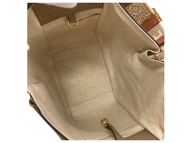 Loewe Hammock Compact 2-Way Handtasche Braun - Ansicht 5