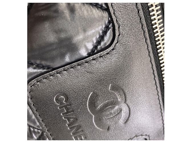 Bolso Tote Chanel Coco Cocoon en Nailon Negro - vista 11
