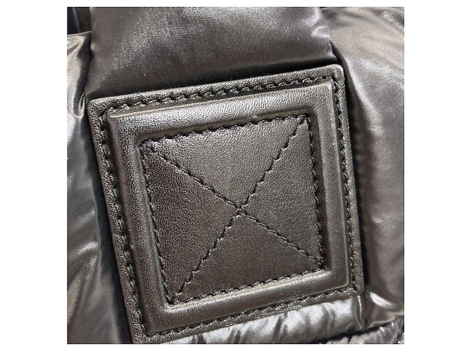 Bolso Tote Chanel Coco Cocoon en Nailon Negro - vista 12