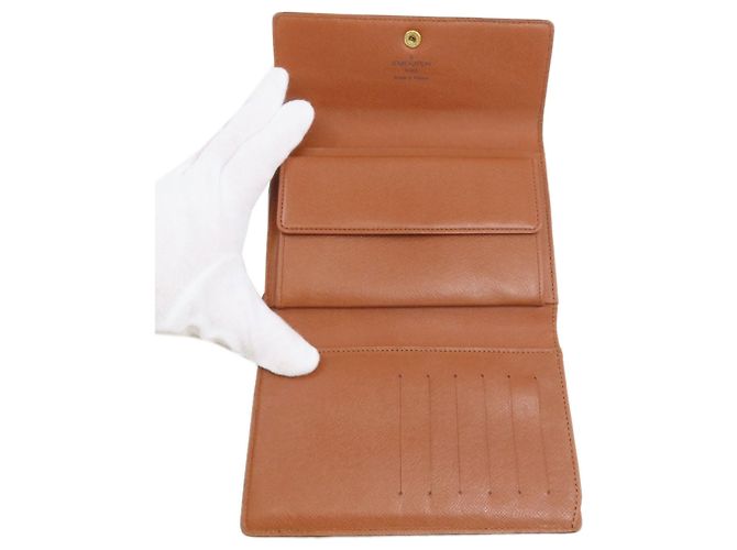 Cartera Louis Vuitton Monogram Tri-fold Monograma - vista 4