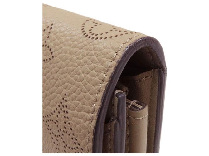 Louis Vuitton Mahina Leder Geldbörse - Ansicht 17