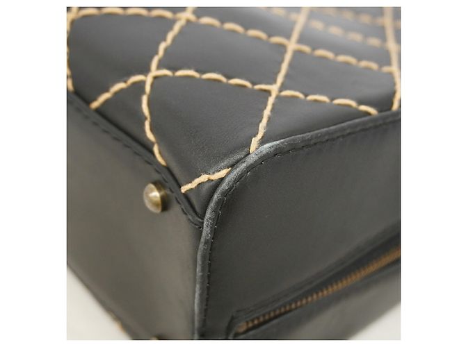 Saco Tote Chanel Wild Stitch em couro Preto - vista 6