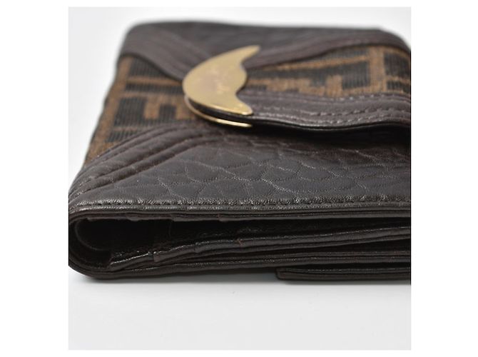 Zucca Cartera bi-fold Fendi de cuero marrón Castaño - vista 6