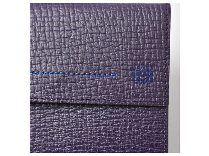 Cartera Loewe Anagram Trifold en Purple Púrpura - vista 3