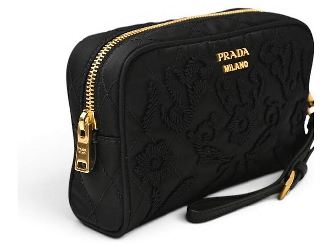 Pouch Prada in nylon nero con ricami floreali - vista 3